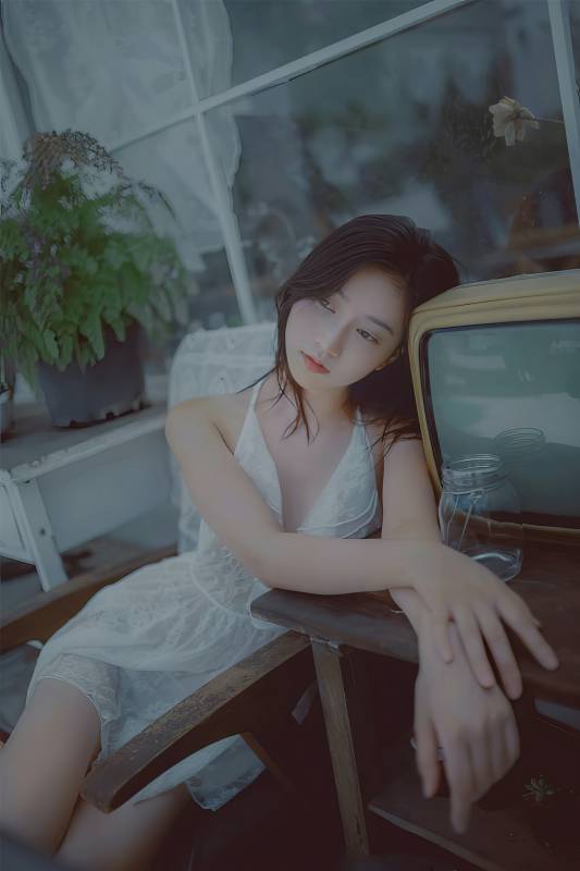 年年 - 青青子衿 [27P/95M]