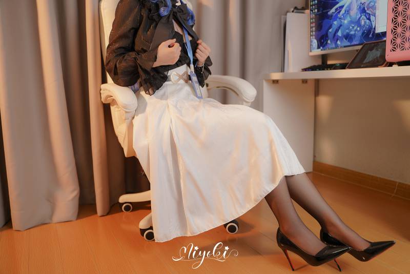 铃木美咲 -想成为你的偶像 甘雨招行联动篇 [33P/1V/2.33G]