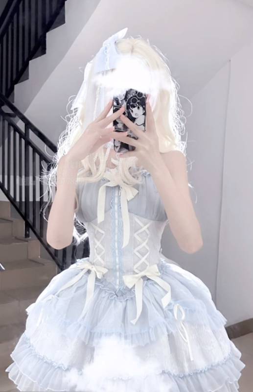 软软兔 -蓝裙白发极品妹子 [1v/492M]