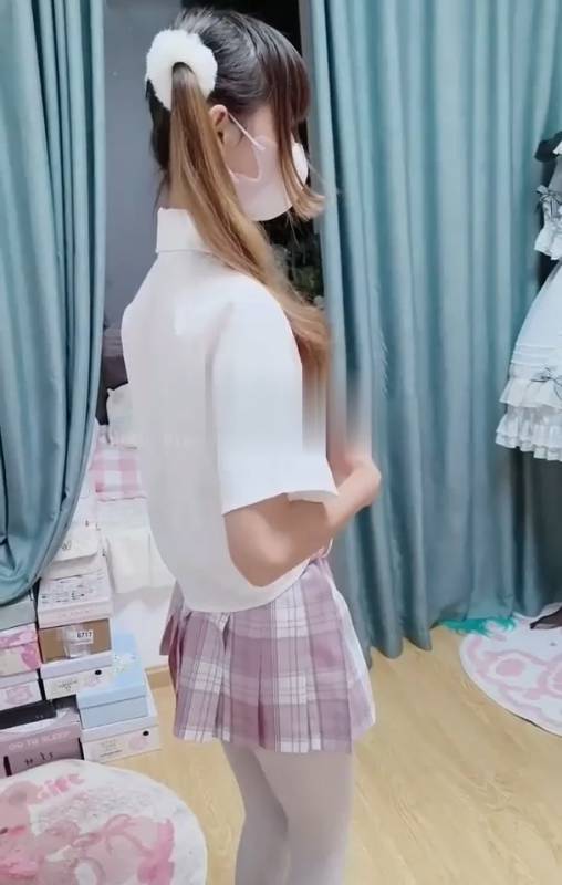 软软兔 -未流出剧情视频小合集 [9v/4.56G]