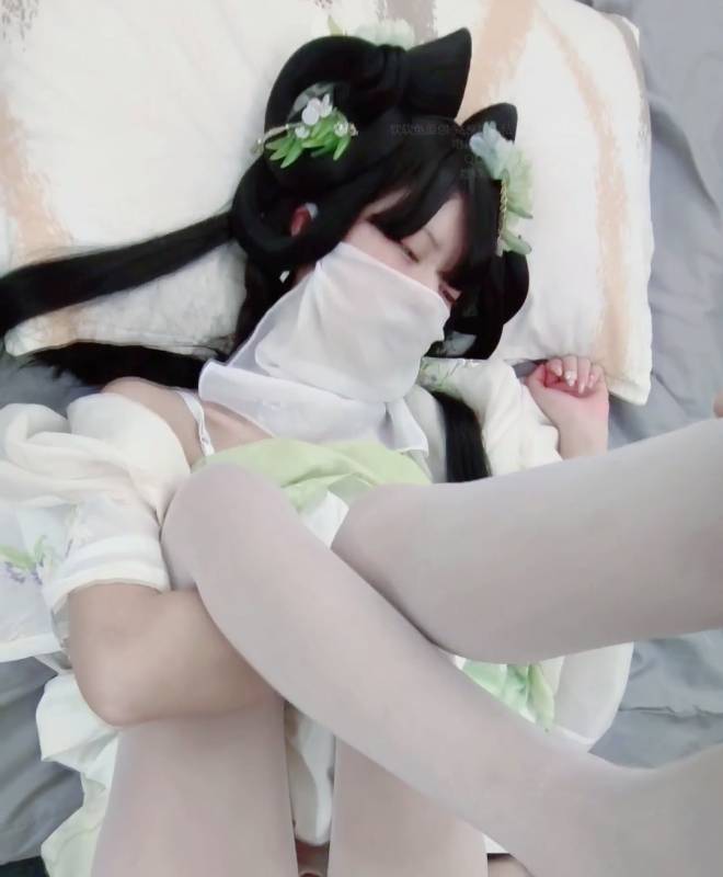 软软兔 -白丝梦蝶汉服 [1V/1.22G]