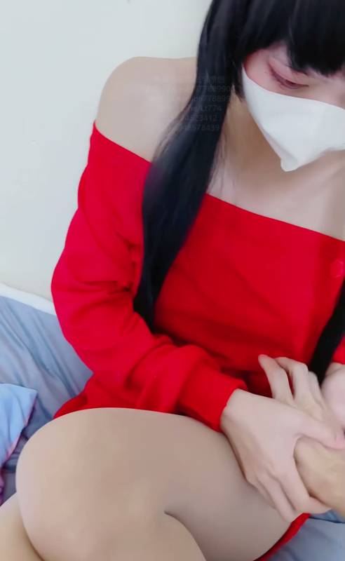 软软兔 -爱死女神这双大长腿了 [1v/822M]