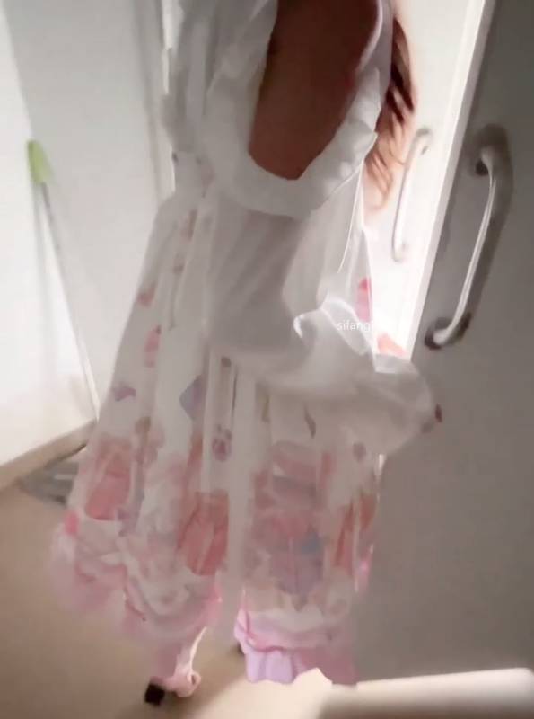 软软兔 – 楼道软萌小可爱 [1V/1.15G]