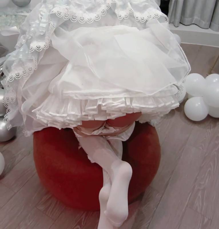 软软兔 -洛丽塔的成人礼 [1v/1.13G]