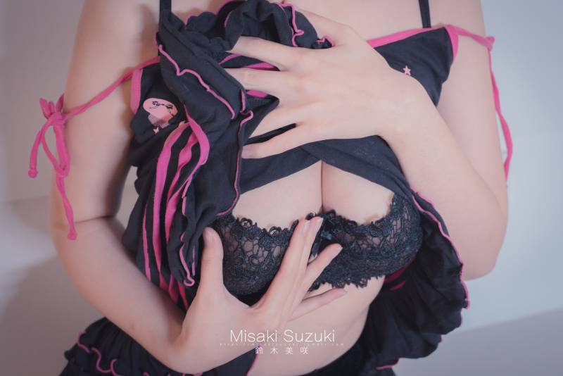 铃木美咲 -小恶魔般挑衅的美少女5 [33P/1V/2.05G]