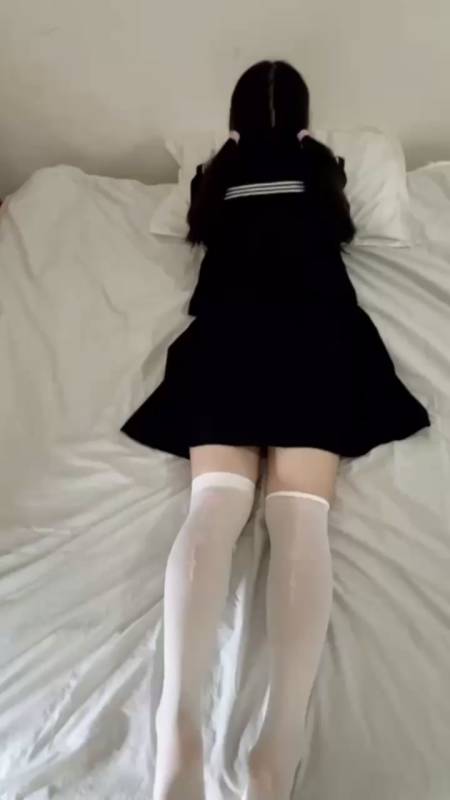 极品妹子 小欣奈 -黑色水手服 [1v/421M]