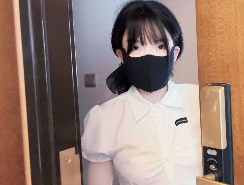 推特新晋女神 萌之乖乖-我们的故事从陪玩开始 [1v/438M]