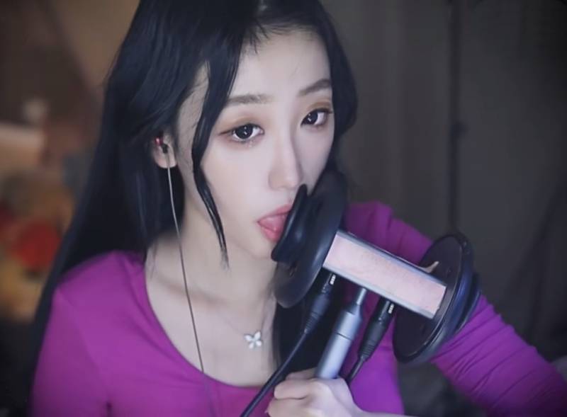 酥酥学姐-ASMR 舔耳 口腔音 [2V/179M]