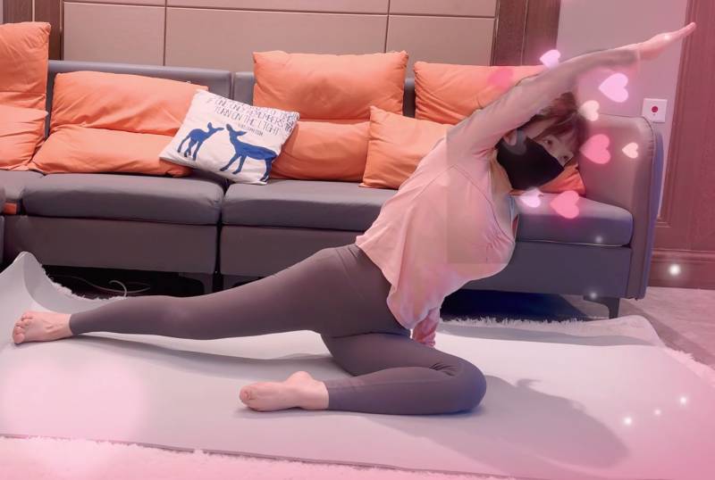 推特新晋女神 萌之乖乖 -瑜伽女神 [1V/1.33G]