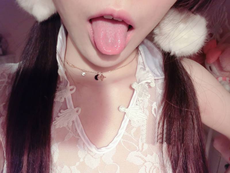 萌兰酱 萌小兔-白丝旗袍 [86P/1V/314M]