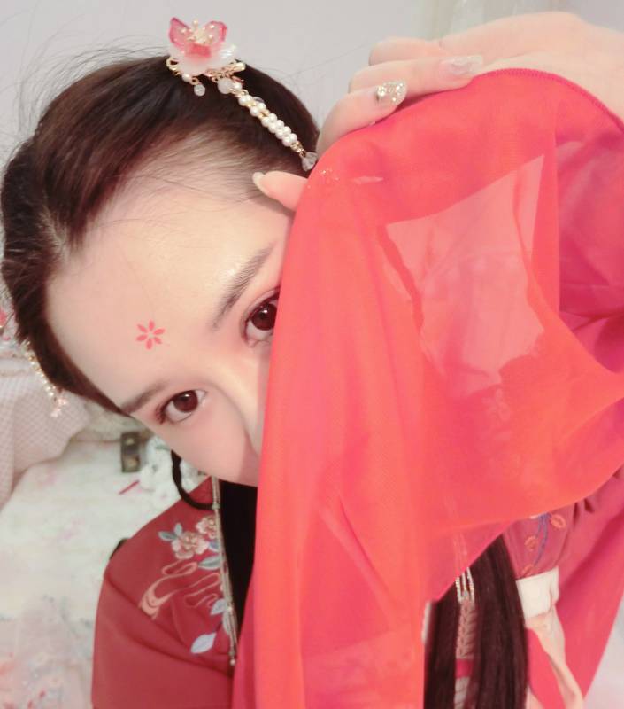 萌兰酱 萌小兔-汉服肚兜 [60P/1V/406M]