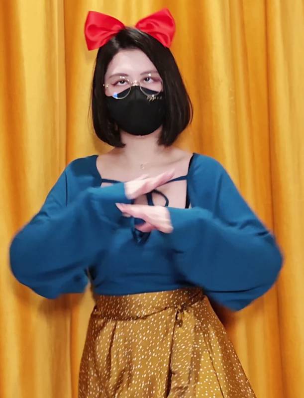 奶咪-4.24最新-和风兔女郎+白雪公主 [20P/7V/340M]