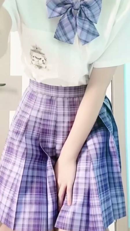 极品妹子 佐美 – 椅上JK学妹 [1v/159M]