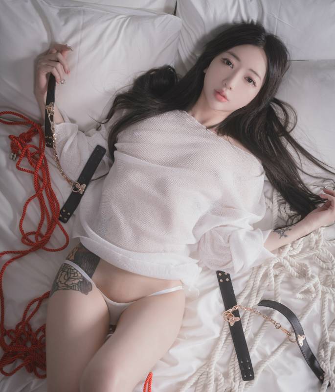 Pure Media Vol.283 Jia (지아) Tie me up with a rope [174P/305M]