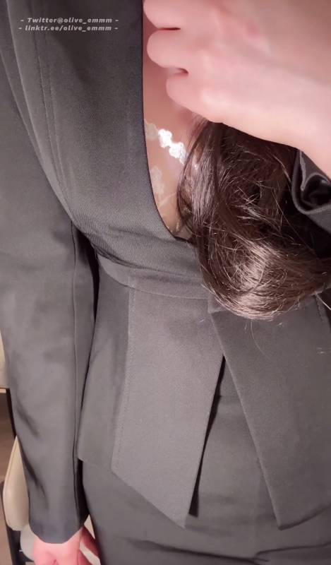 olive -老板的制服小秘 [29p/1v/103.4M]