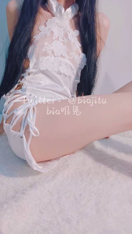 软甜糯米糍-长腿白丝旗袍 [3V/264M]