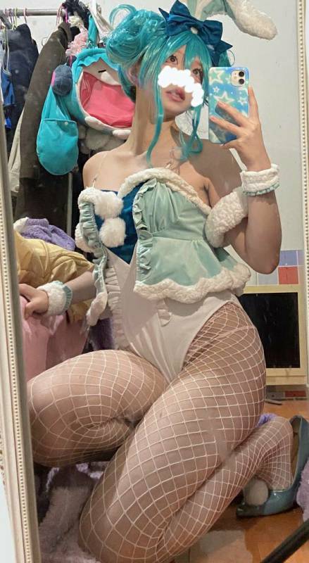 狍崽子-是格温鸭 [64P/7V/162M]