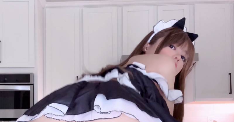 kittyxkum-白丝性感厨娘 [1v/755M]