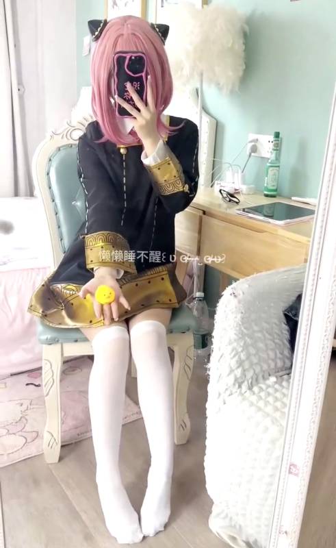 懒懒睡不醒-各种制服热舞 [9P/38V/602M]