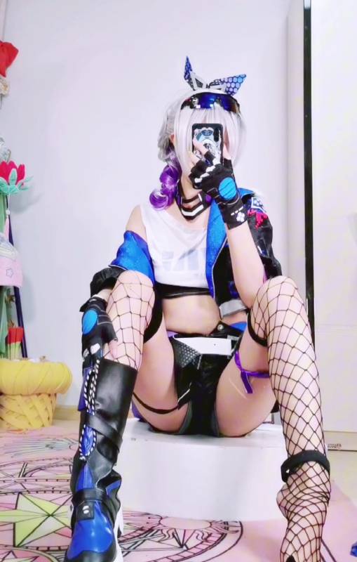 沐沐酱-银狼COS [5V/2.24G]