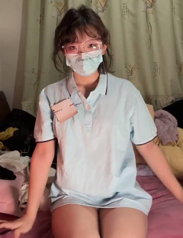 狍崽子-极品眼镜学妹 [4v/223M]