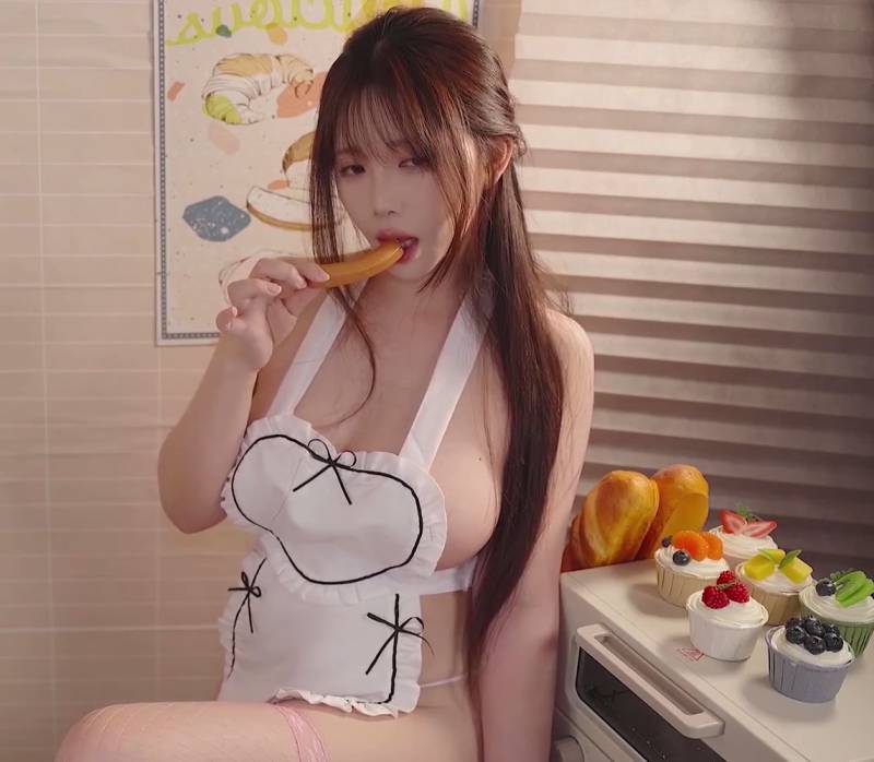 Yoonying私人专属の鲜奶油泡芙烘焙课 6月会限 [6P/1V/1.05G]