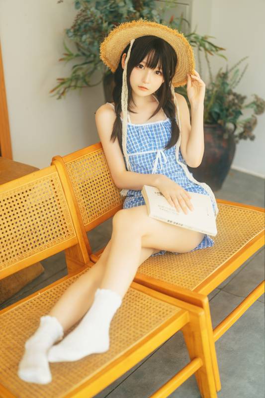 迷之呆梨-夏末 [69P/1.02G]