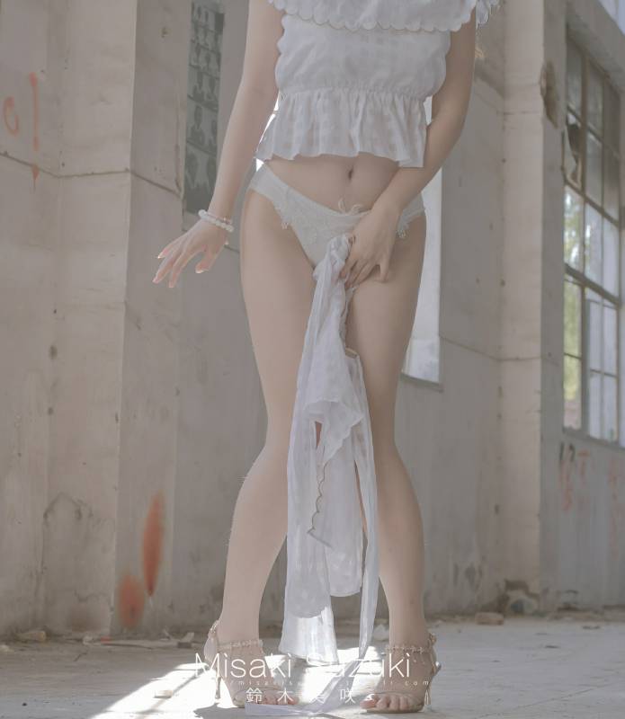 MisakiSuzuki-小小姐的幻想 [25p/3v/1.10G]