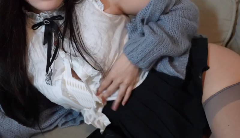 饼干姐姐-极品姐姐来家做客 [1v/788M]