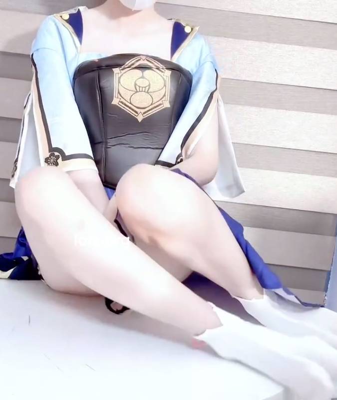 推特 月色-白鹭公主 [3V/221M]