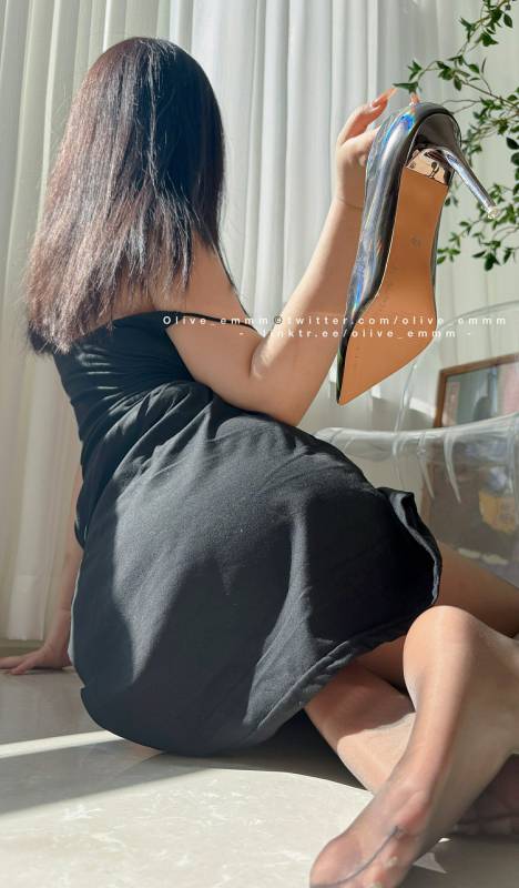 olive-黑色吊带长裙 [25P/2V/439M]