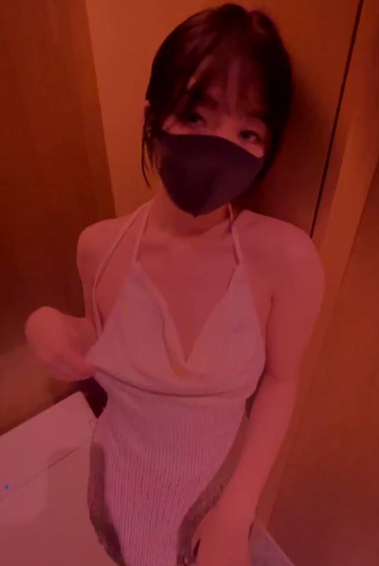 玩偶姐姐-同居的她 [1V/455M]