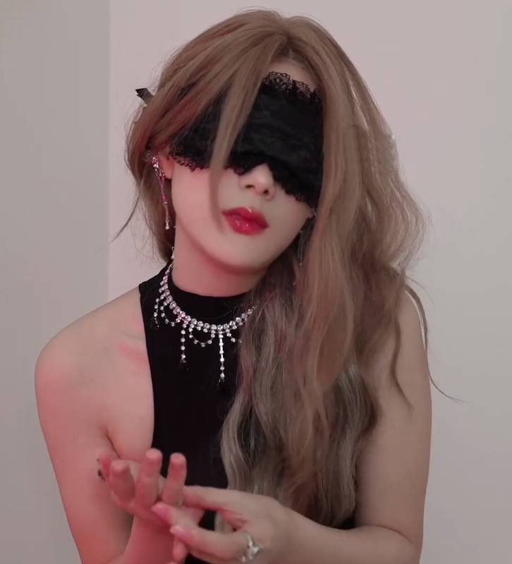 饼干姐姐-顶级女王的调教 [1v/999M]