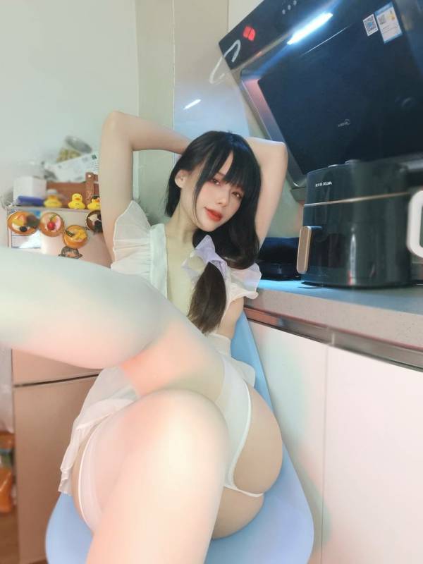 九言-新定制流出-居家太太+私房 [110P/1V/66.5M]