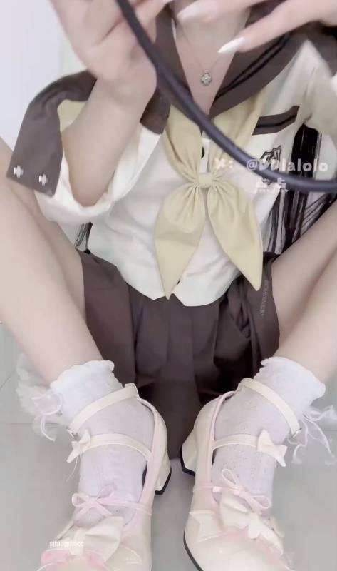 点点-褐色JK玛丽珍小皮鞋 [2V/623M]