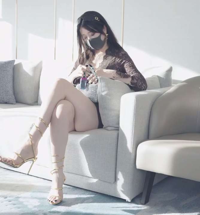 高人气御姐 桥本香菜-极品富婆 [1v/858M]