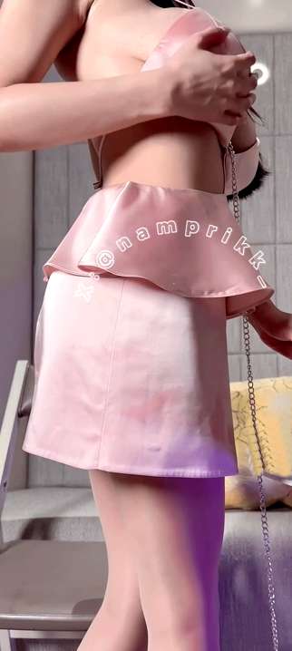 Npxvip-粉红短裙 [1V/842M]