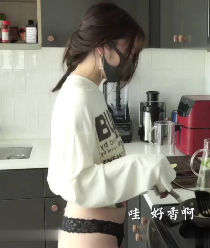 HongKongDoll玩偶姐姐-追求者 [1V.925M]