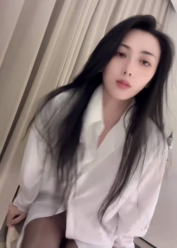 颜值主播-一对一阿黑颜定制 [10v.1.76G]