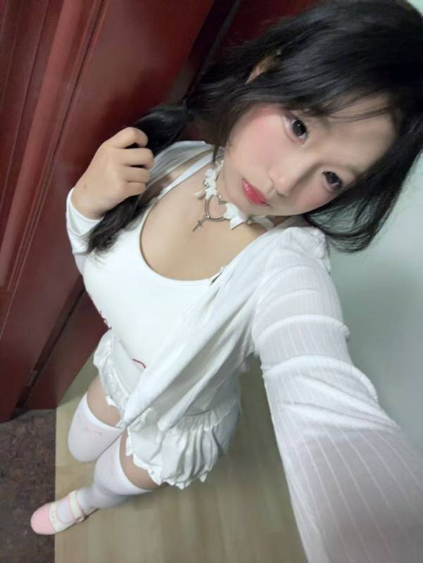 清纯学妹 纸相册-私拍视图合集 [119P/87V/892M]