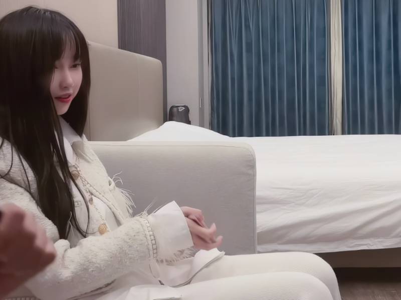 大神 鬼脚七 约会高颜值美院大学生细腰美腿甜美女神 [1v/3.69G]