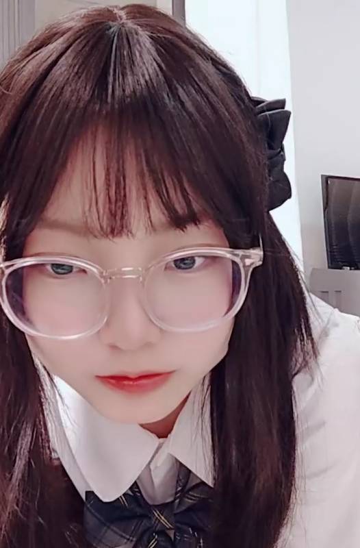 栗子喵-最新顶级双马尾订阅福利合集 [65p/46v/5G]