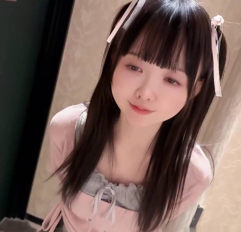 yurin-反差女友 [1V/1.15G]