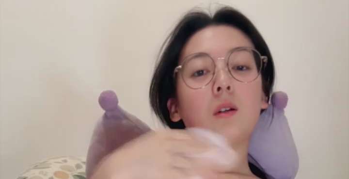 荔枝茶茶-极品反差眼睛学姐  [5V/5.20G]