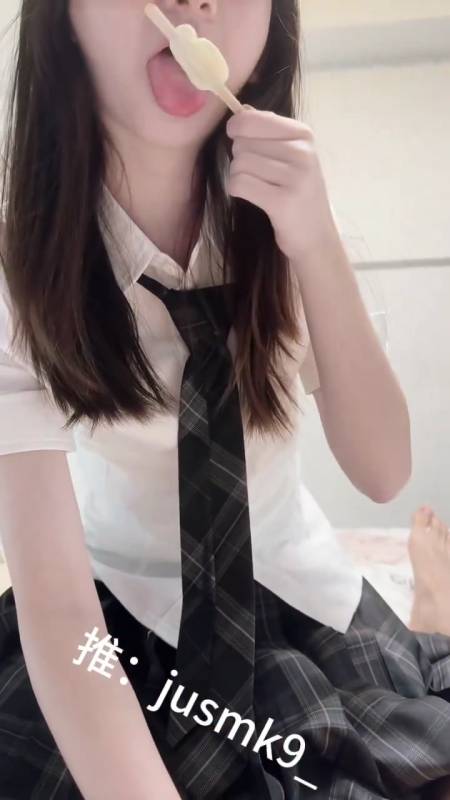 小雪糕-11月门槛私拍视图福利合集 [5P/52V/1.29G]