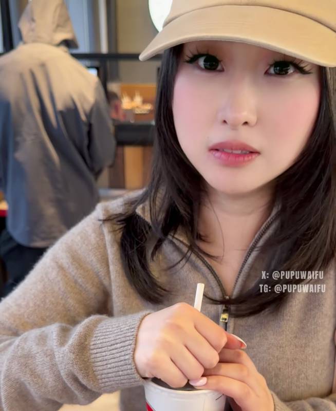 噗噗-除了吃炸鸡还要吃火腿 [1v/944M]