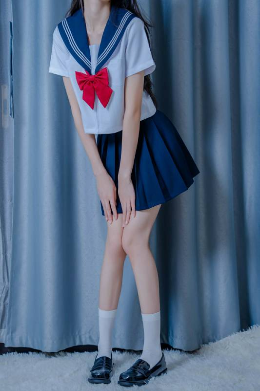 是小桃呀-Jk学妹 [40p/1v/634M]