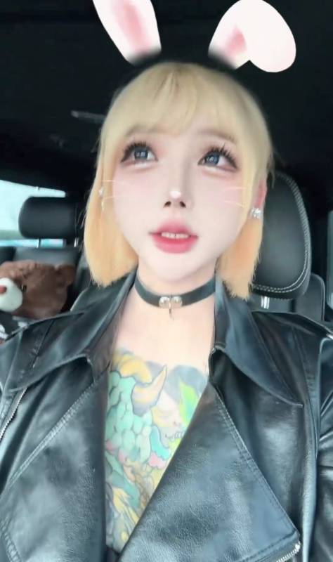 mo你别哭-1314高价私密视频 [2P/8V/156M]