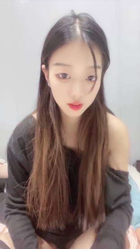 颜值校花 清纯安静-私拍视频 [2v/3.19G]