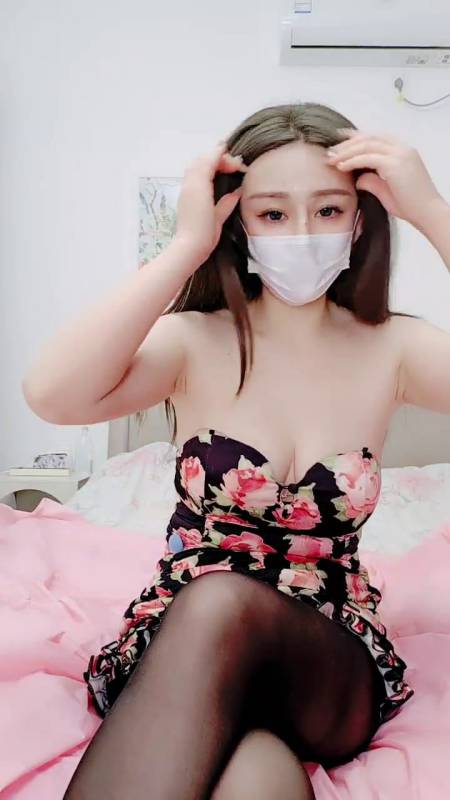 高颜值女神 彤彤宝贝-付费作品合集 [6v/4.55G]